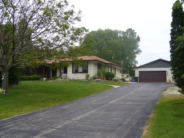 5012 S 92nd St., Greenfield, WI 53228