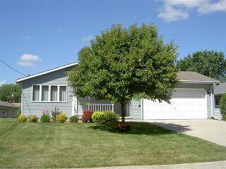 1608 Iris Dr., Manitowoc, WI 54220