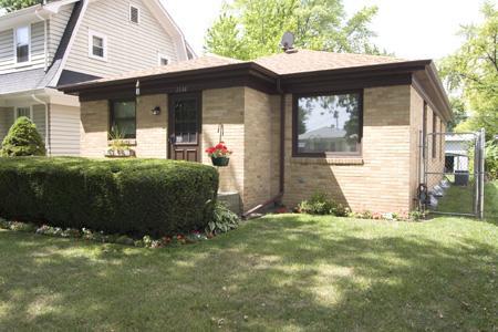 1336 Russet St, Racine, WI 53405