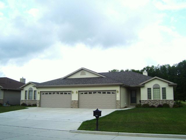 2102 Paul Rd., Manitowoc, WI 54220