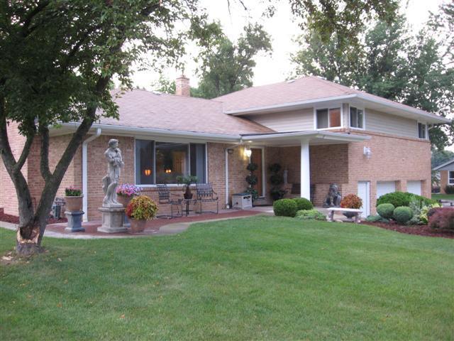 3445 Wilshire Rd., Brookfield, WI 53045
