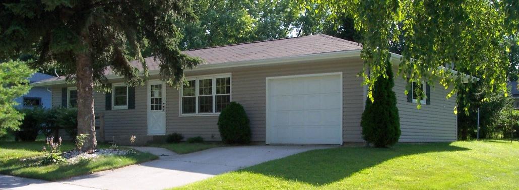 1607 Jackson, New Holstein, WI 53061
