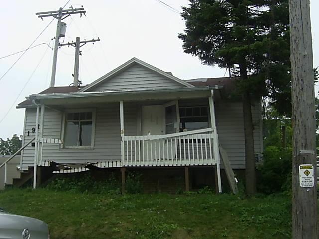 1911 Harriet St., Racine, WI 53404