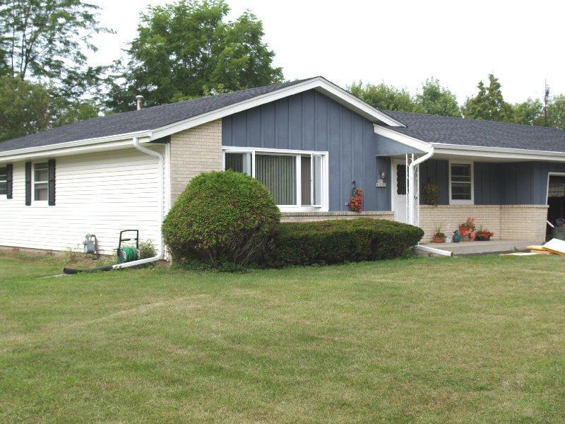N58W39703 Sunnyfield Dr., Oconomowoc, WI 53066