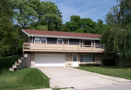 132 Daleview, Plymouth, WI 53073