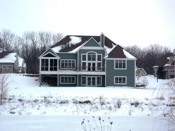 1825 Hickory Hill #34-02, Geneva, WI 53147