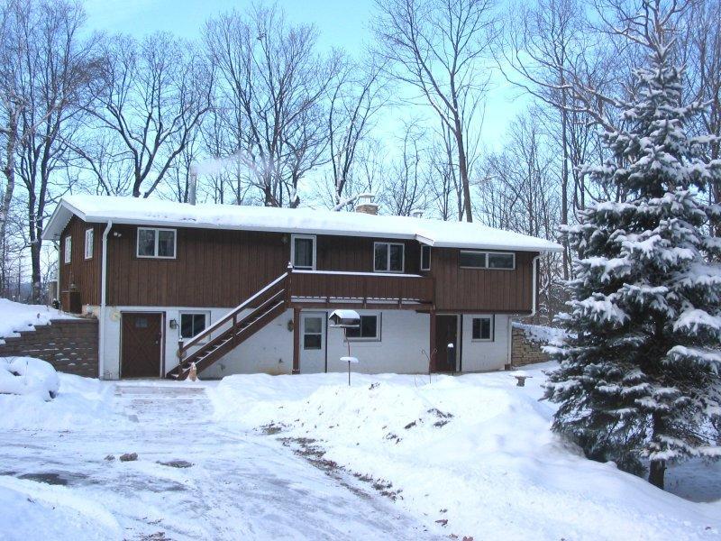 3726 Thoma Park Dr., West Bend, WI 53095