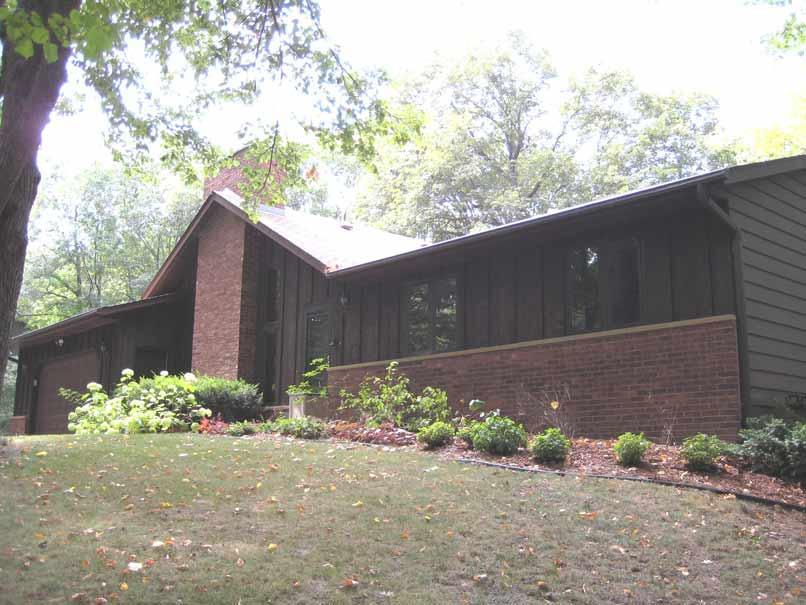 321 Kettle Ct., Slinger, WI 53086