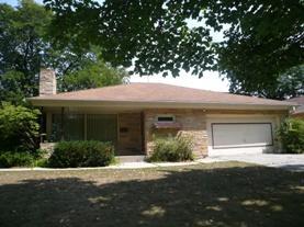 7810 St. Anne Ct., Wauwatosa, WI 53213