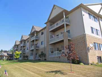 218 3rd St. #108, Hartford, WI 53027