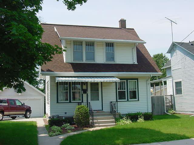 920 N 22nd St., Manitowoc, WI 54220