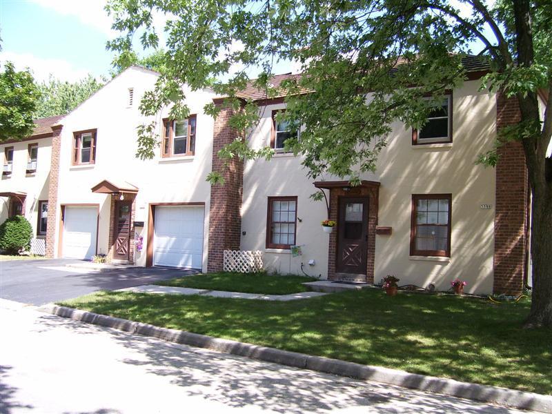 5598 Balsam Ct. #5594-96, Greendale, WI 53129