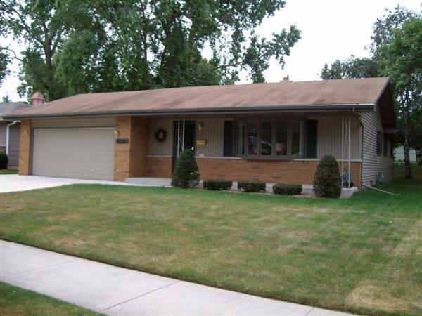 2613 Macarthur Ave., Sheboygan, WI 53083