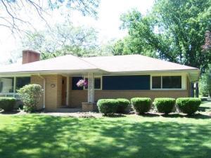 12144 Woodside Ct., Wauwatosa, WI 53226