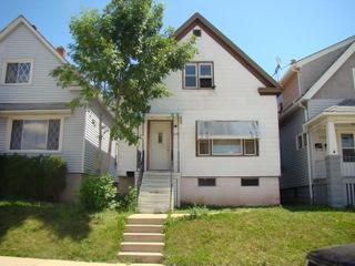 2458 S 15th Pl., Milwaukee, WI 53215