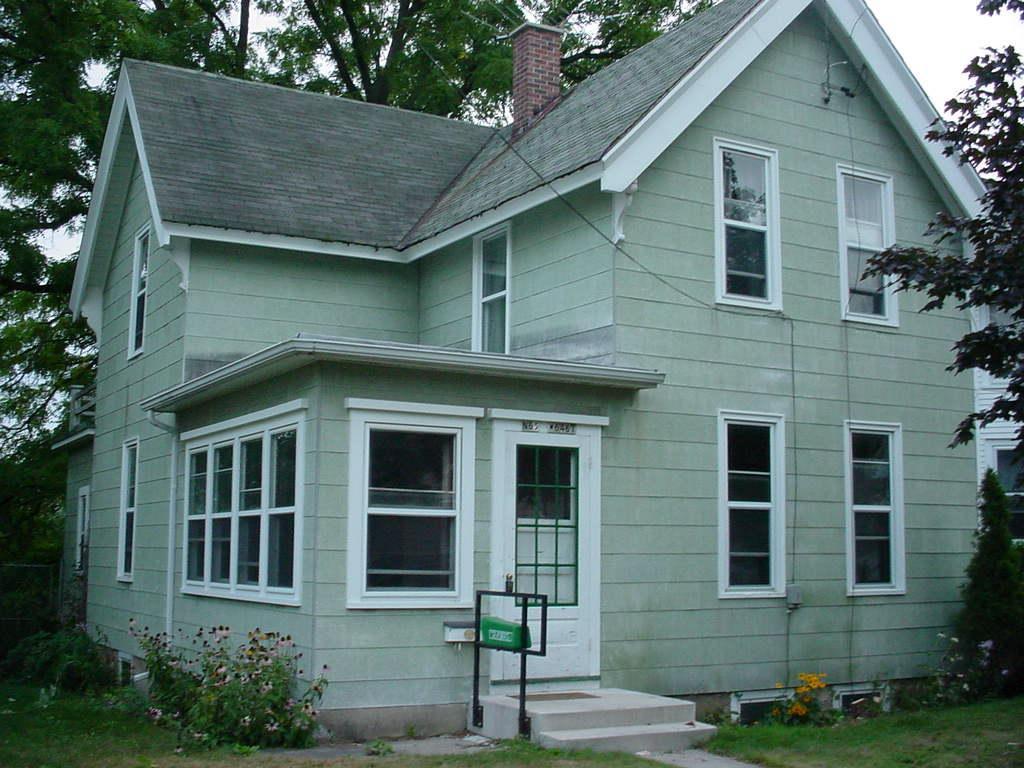 N65W6461 Cleveland St., Cedarburg, WI 53012