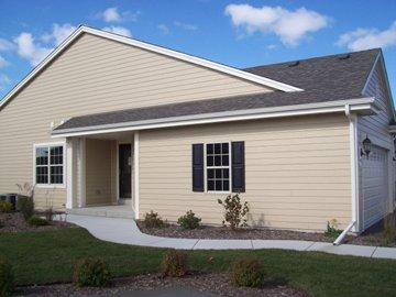 2743 Portage Cir., Waukesha, WI 53189