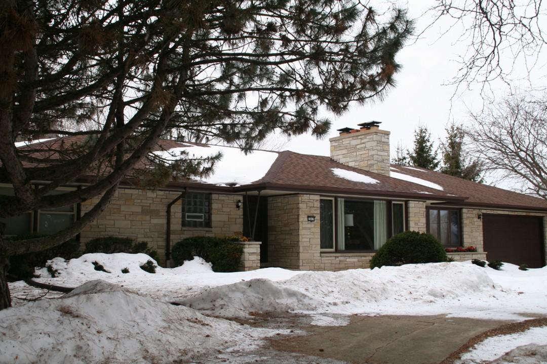 3965 N 165th St., Brookfield, WI 53005