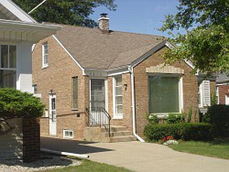 2612 Green St., Racine, WI 53402