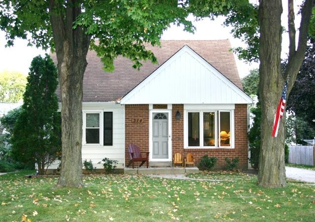 314 N 112th St., Wauwatosa, WI 53226