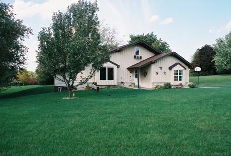 [Address Hidden by Seller], Waukesha, WI 53188