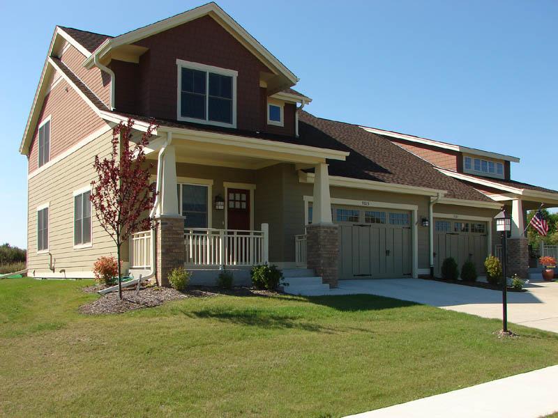 9325 Hollyhock Ln., Racine, WI 53406