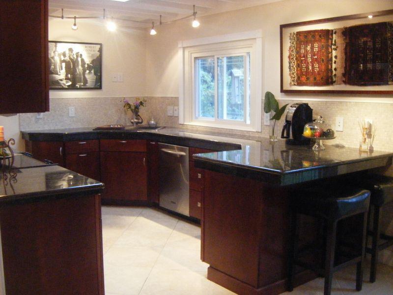 W275N1294 Spring Hill Dr., Pewaukee, WI 53072