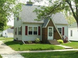 1801 East Ave., La Crosse, WI 54601