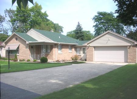 7248 N Mohawk Ave., Glendale, WI 53217