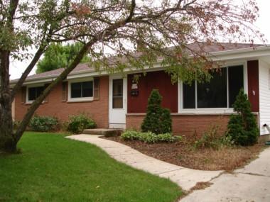 W146N8325 Schlafer Dr., Menomonee Falls, WI 53051