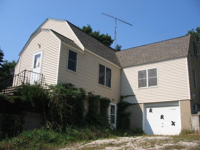 11540 Fox River Rd., Salem, WI 53181