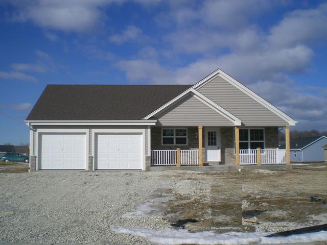 8890 S 6th Ave., Oak Creek, WI 53154