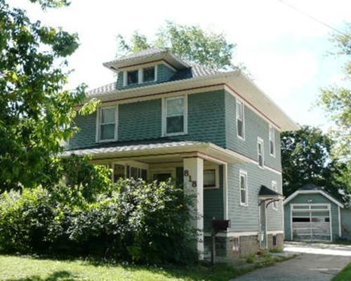 818 Aurora St., Waukesha, WI 53186