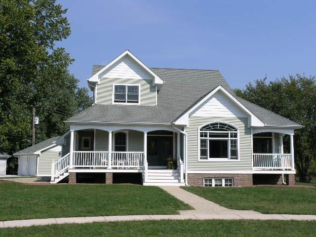 606 Meadowview Ct., Mukwonago, WI 53149