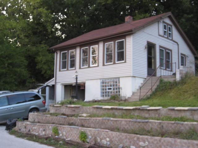 N39W27366 Hillside Grove, Pewaukee, WI 53072