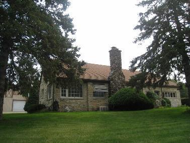 W276N1802 Spring Creek Dr., Pewaukee, WI 53072