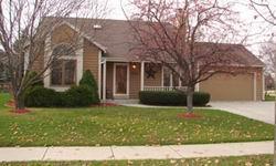 1211 W Wilding Dr, Oak Creek, WI 53154