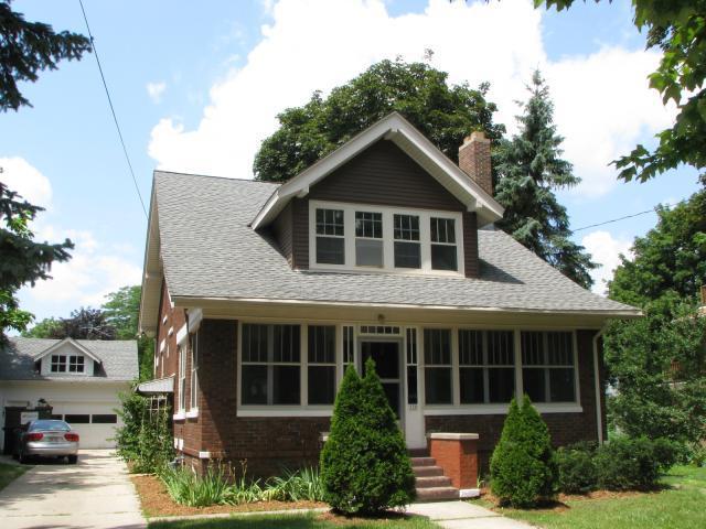 330 S 8th Ave., West Bend, WI 53095