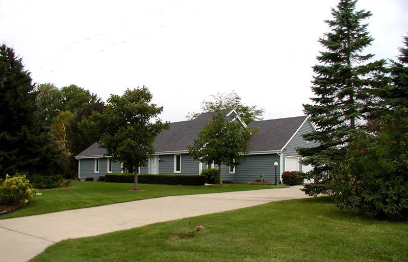 6320 Charles St., Caledonia, WI 53402