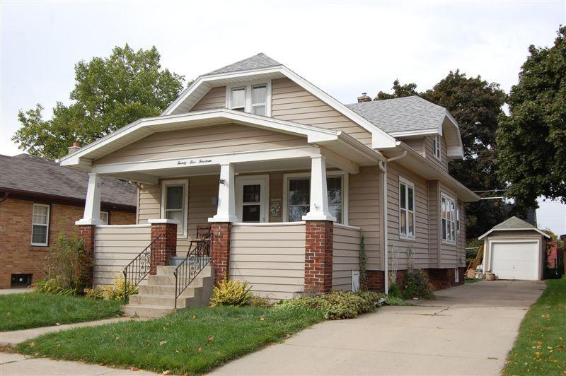 2514 Gilson St., Racine, WI 53403