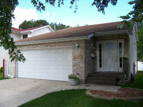 4012 53rd St, Kenosha, WI 53144