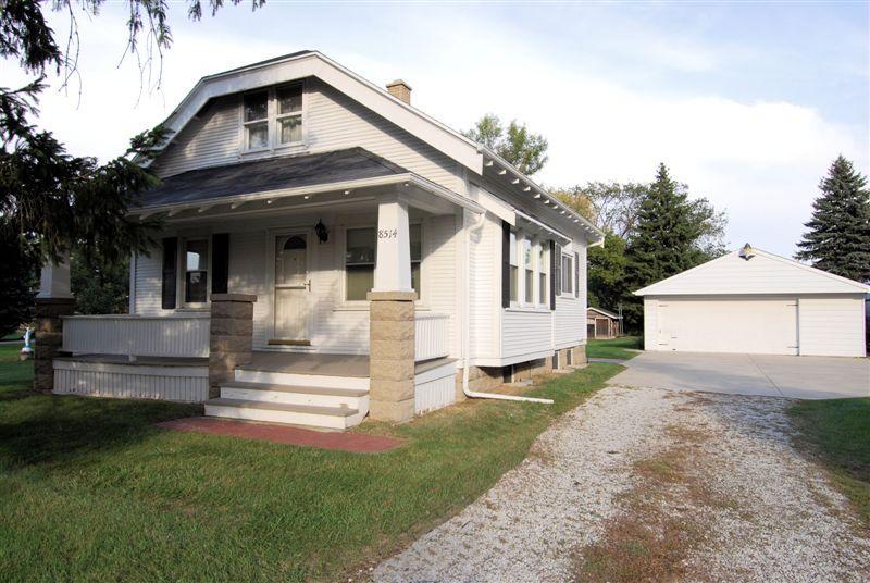 8514 S 13th St., Oak Creek, WI 53154