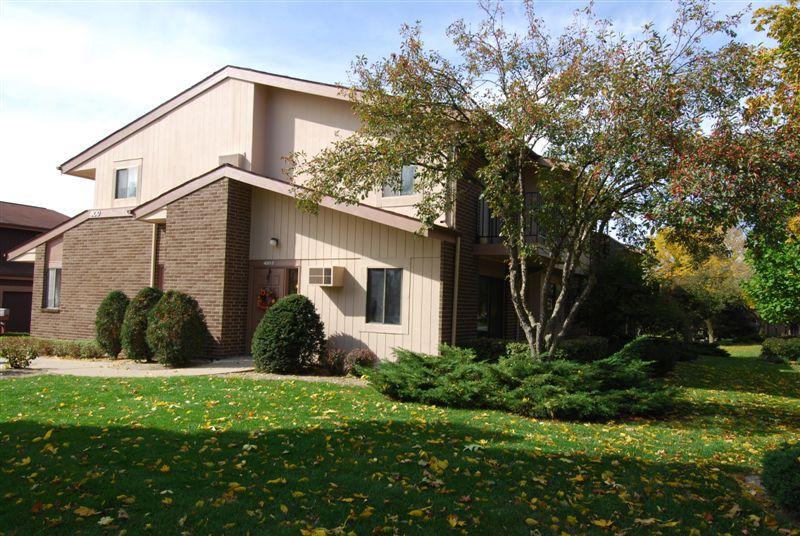400 Sheffield Rd #5, Waukesha, WI 53186
