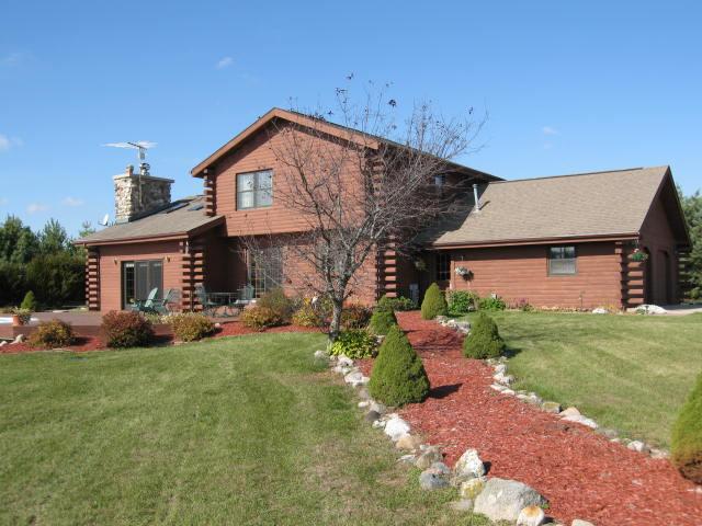 4306 Johnston Dr., Manitowoc, WI 54220