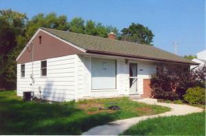 1405 S Sherwood Dr., New Berlin, WI 53151