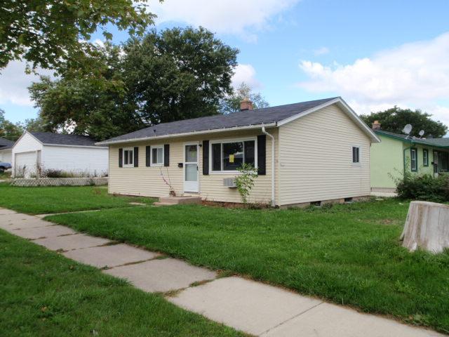 4975 S 15th Pl, Milwaukee, WI 53221