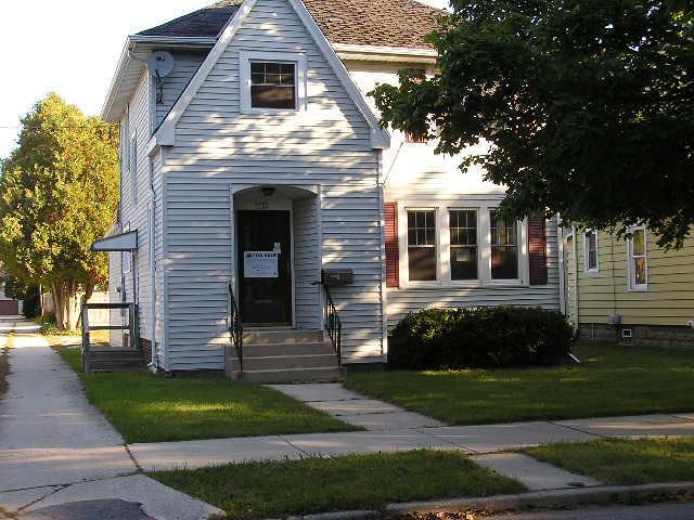 1122 Bell Ave., Sheboygan, WI 53083