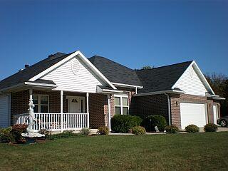 818 Sarah Lynn Ct., Manitowoc, WI 54220