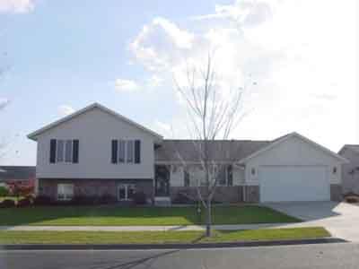 808 Eastwood St., Holmen, WI 54636