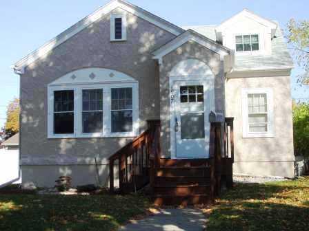 1907 Adams St., La Crosse, WI 54601